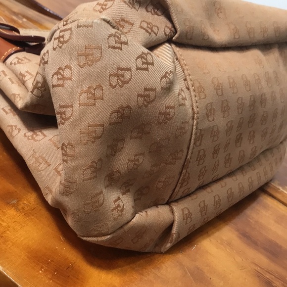 Dooney & Bourke Satchel Shoulder Bag - Picture 17 of 17